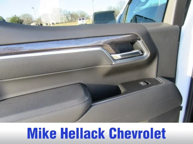 2026 Chevrolet Silverado 1500 LTZ - Photo 11