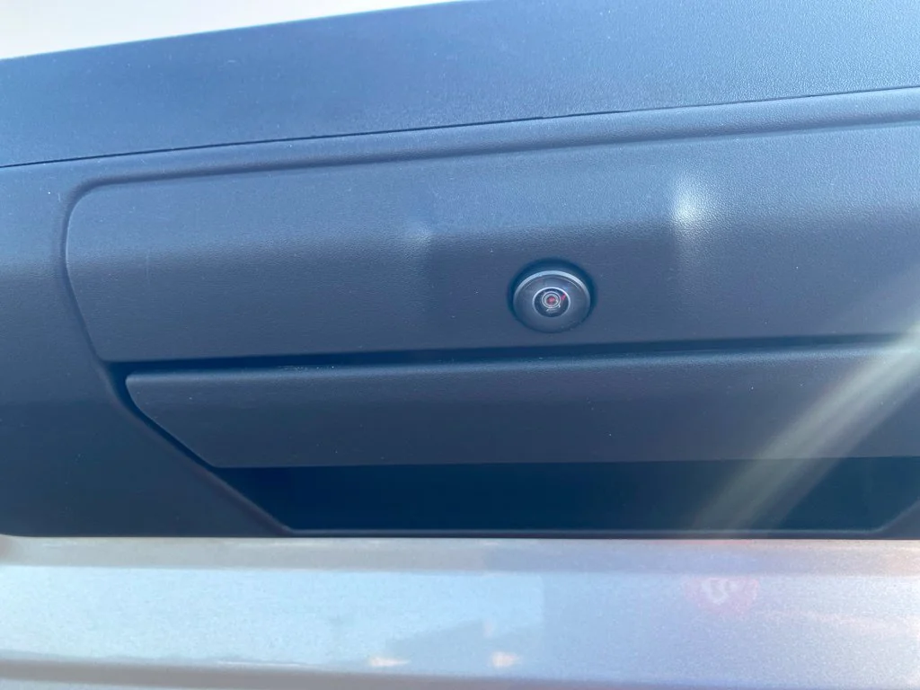 Used 2024 Silver Ford XL image 31