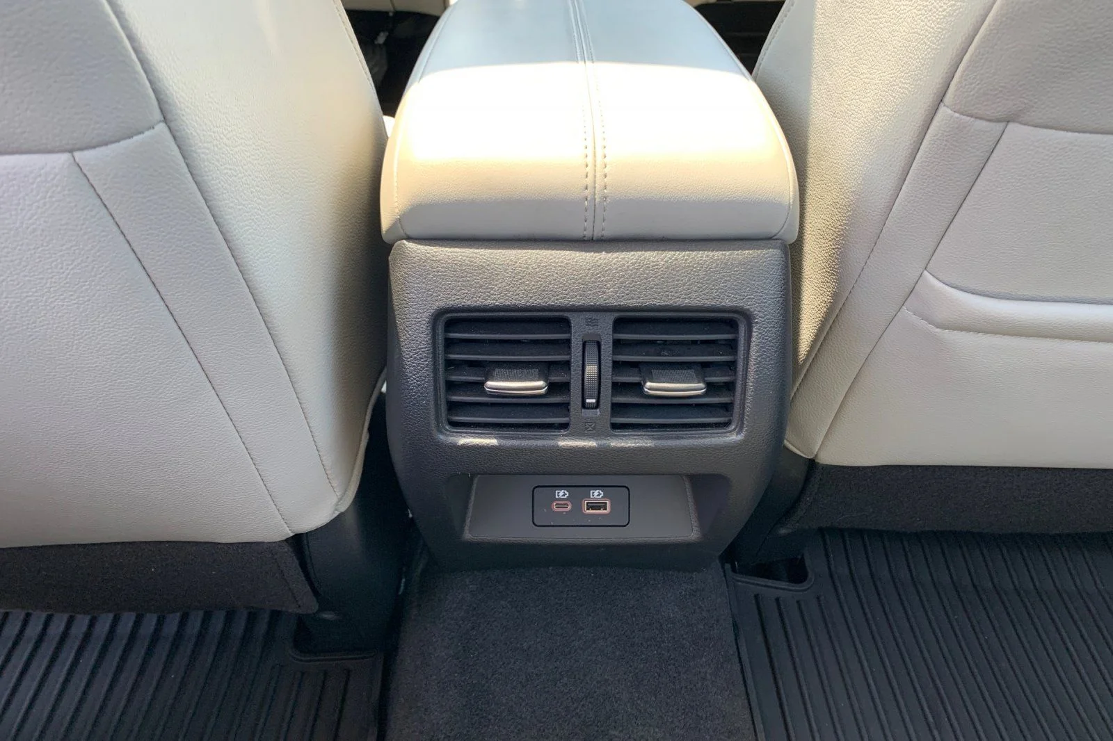 Used 2024 White Nissan 2.5 SL image 15
