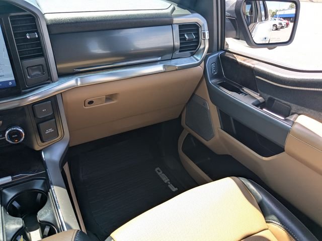 Used 2023 White Metallic Ford Lariat image 15