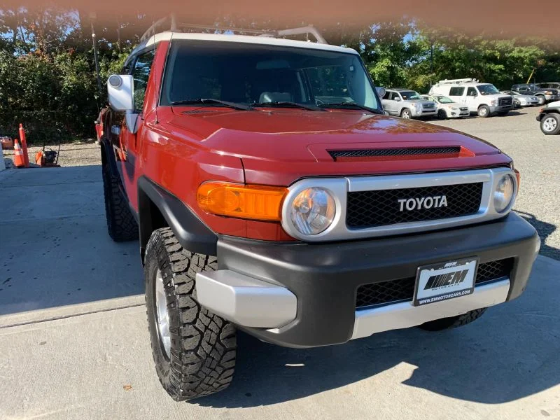 Used 2008 Red Toyota Sport Utility 2D image 24