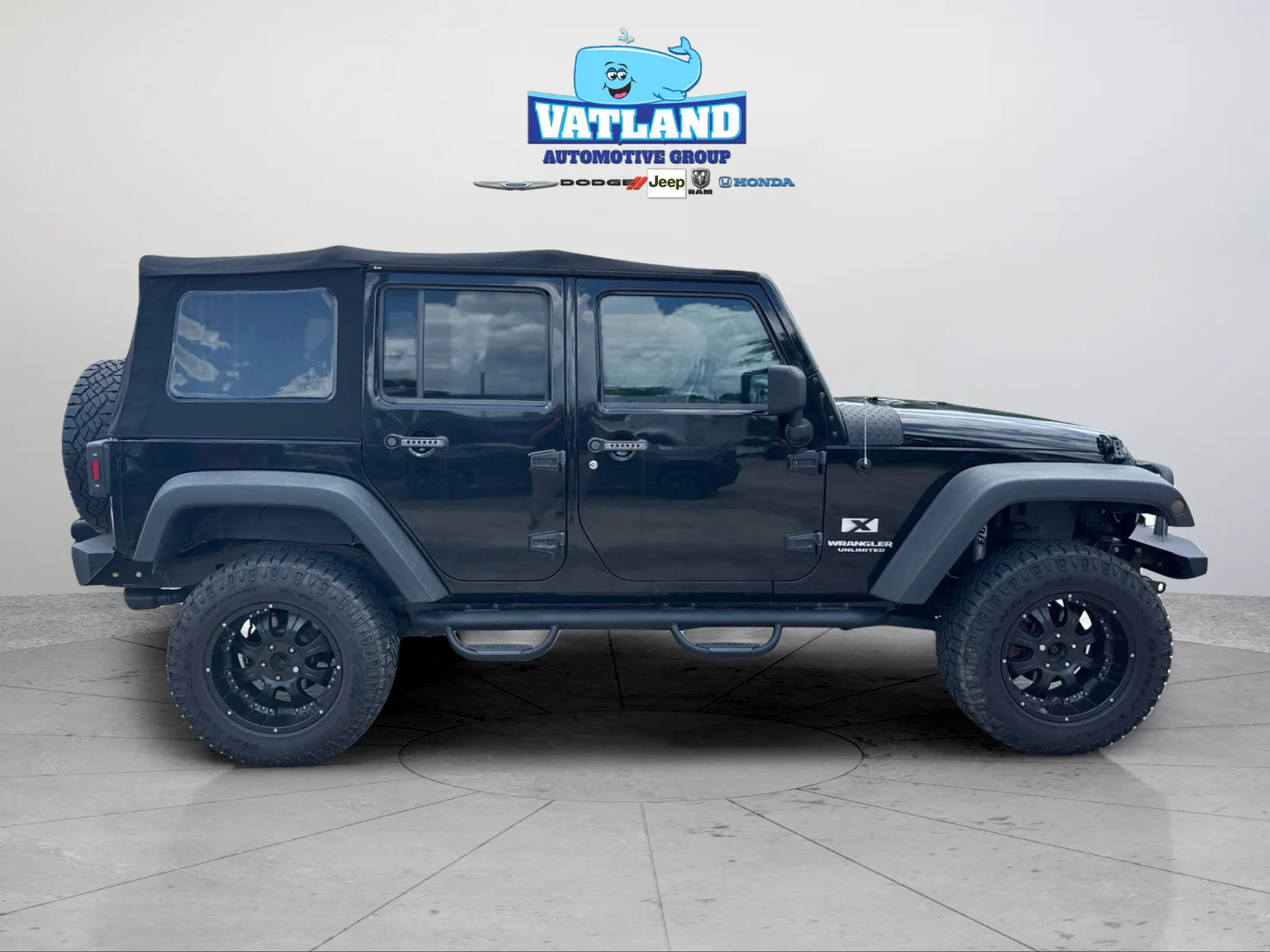 Used 2008 Black Jeep Unlimited X image 16
