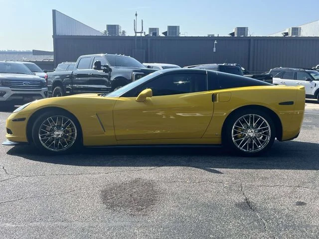Used 2008 Yellow Chevrolet Base image 7