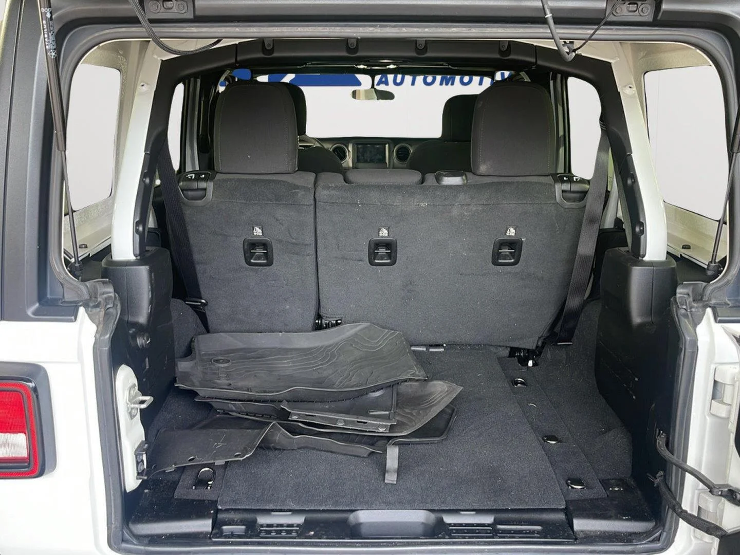 Used 2023 Bright White Clearcoat Jeep Sport S image 11