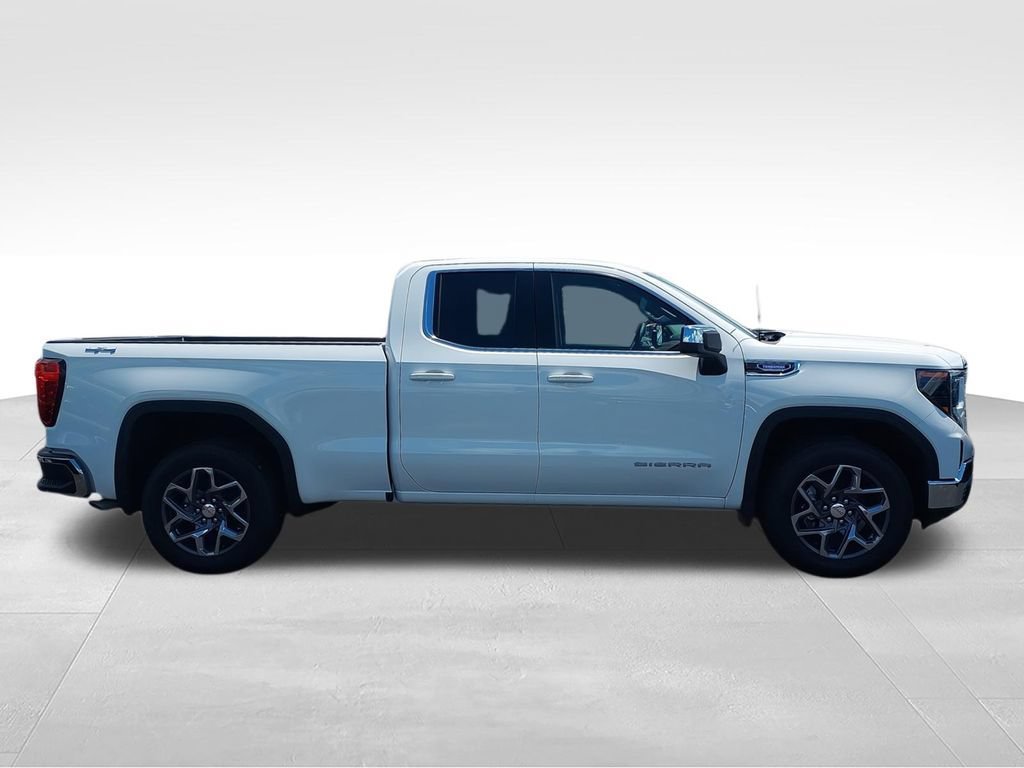 New 2026 Summit White GMC SLE image 9