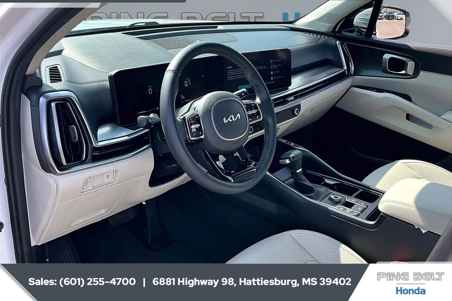 Used 2025 Glacial White Pearl Kia S image 12
