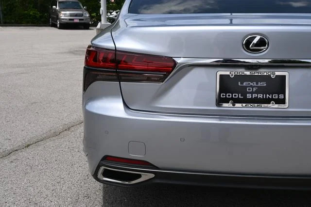 Certified Used 2024 IRIDIUM Lexus 500 Base image 5