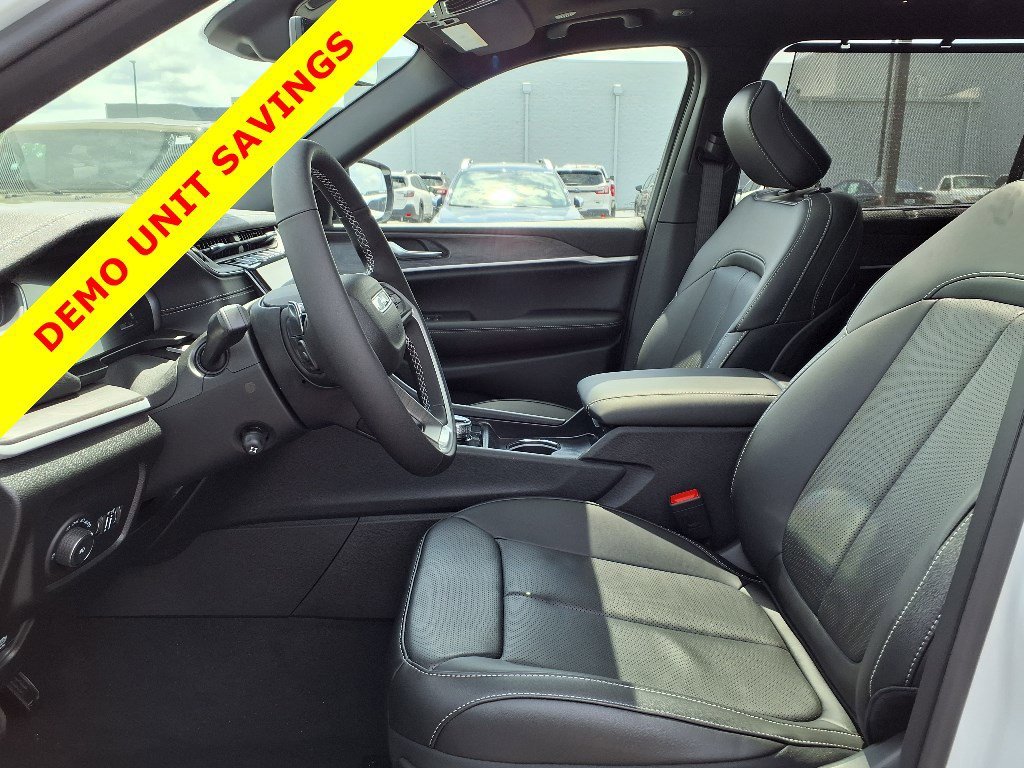 2025 Jeep Grand Cherokee L Limited - Photo 15