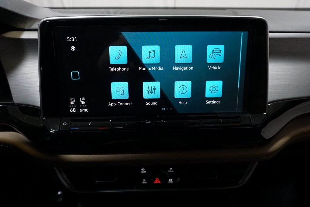 2025 Volkswagen Atlas Cross Sport SE w/Tech - Photo 17