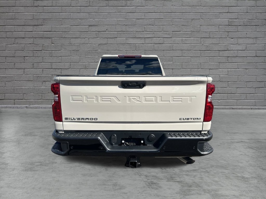 2026 Chevrolet Silverado 2500 HD Custom - Photo 6