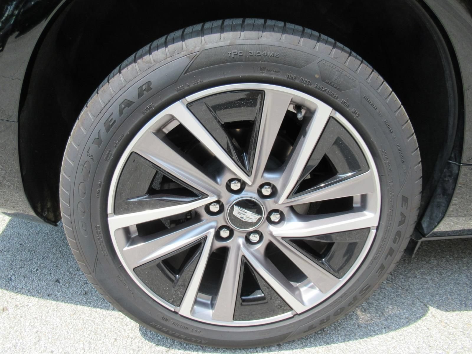 Certified Used 2026 Argent Silver Metallic Cadillac Sport image 9
