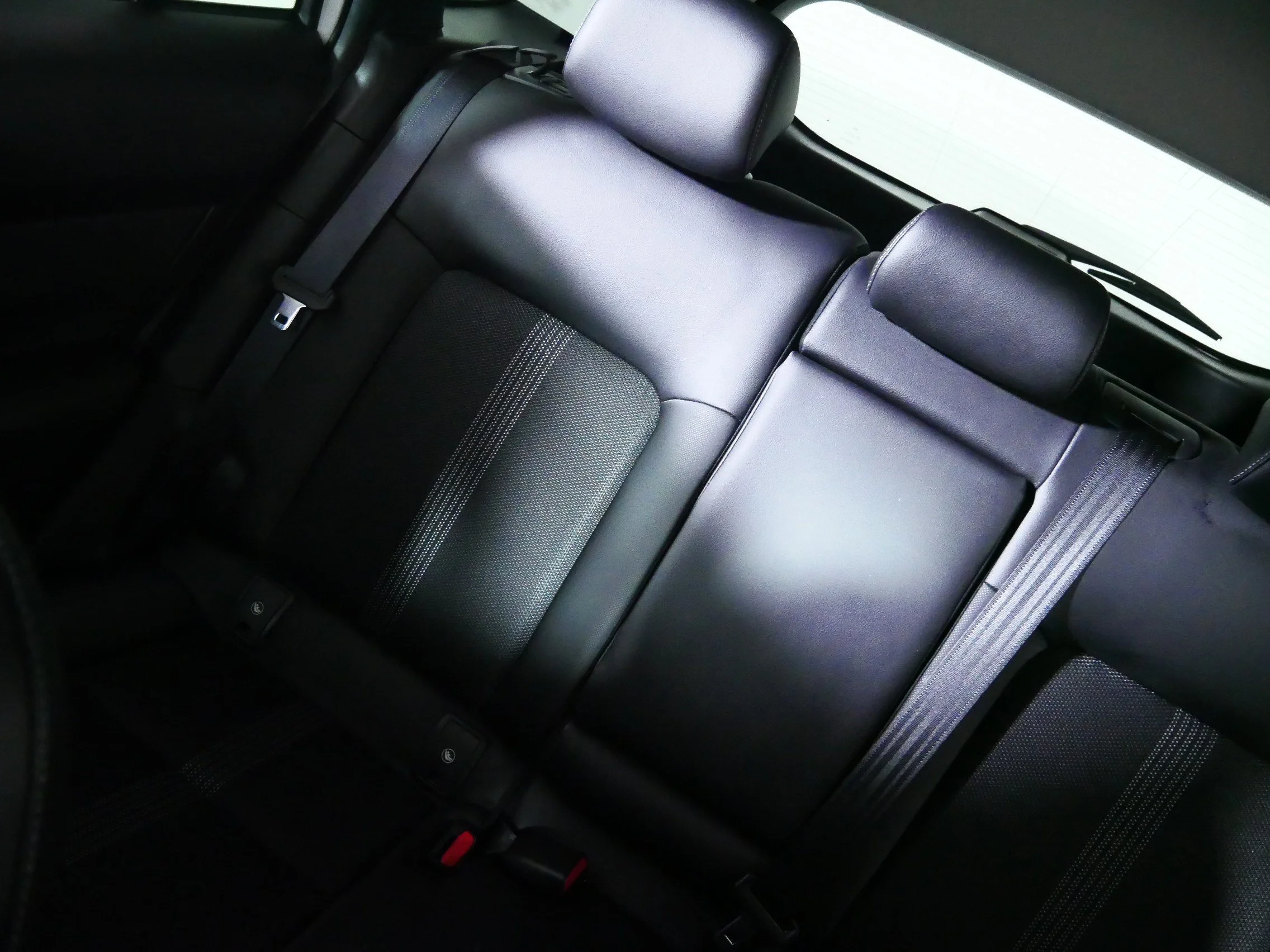 Used 2024 Wind Chill Pearl Mazda 2.5 S Preferred Package image 12