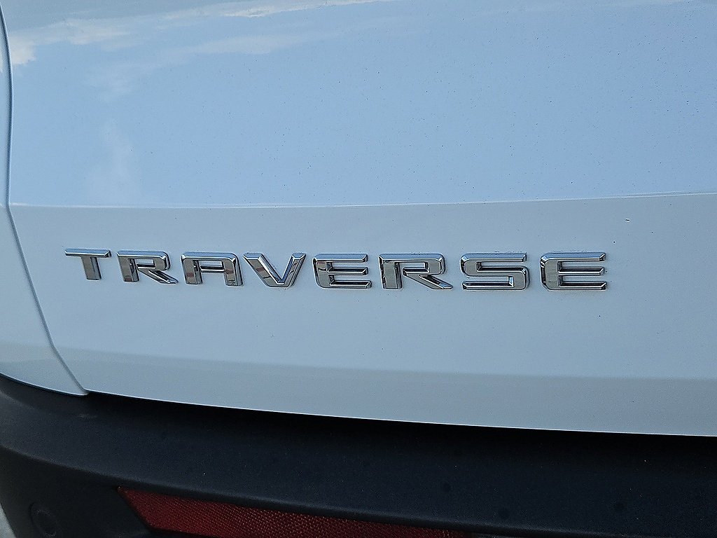 Used 2026 Summit White Chevrolet LT image 10