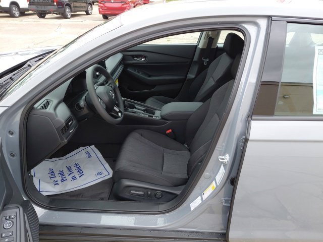New 2026 Urban Gray Pearl Honda SE image 22