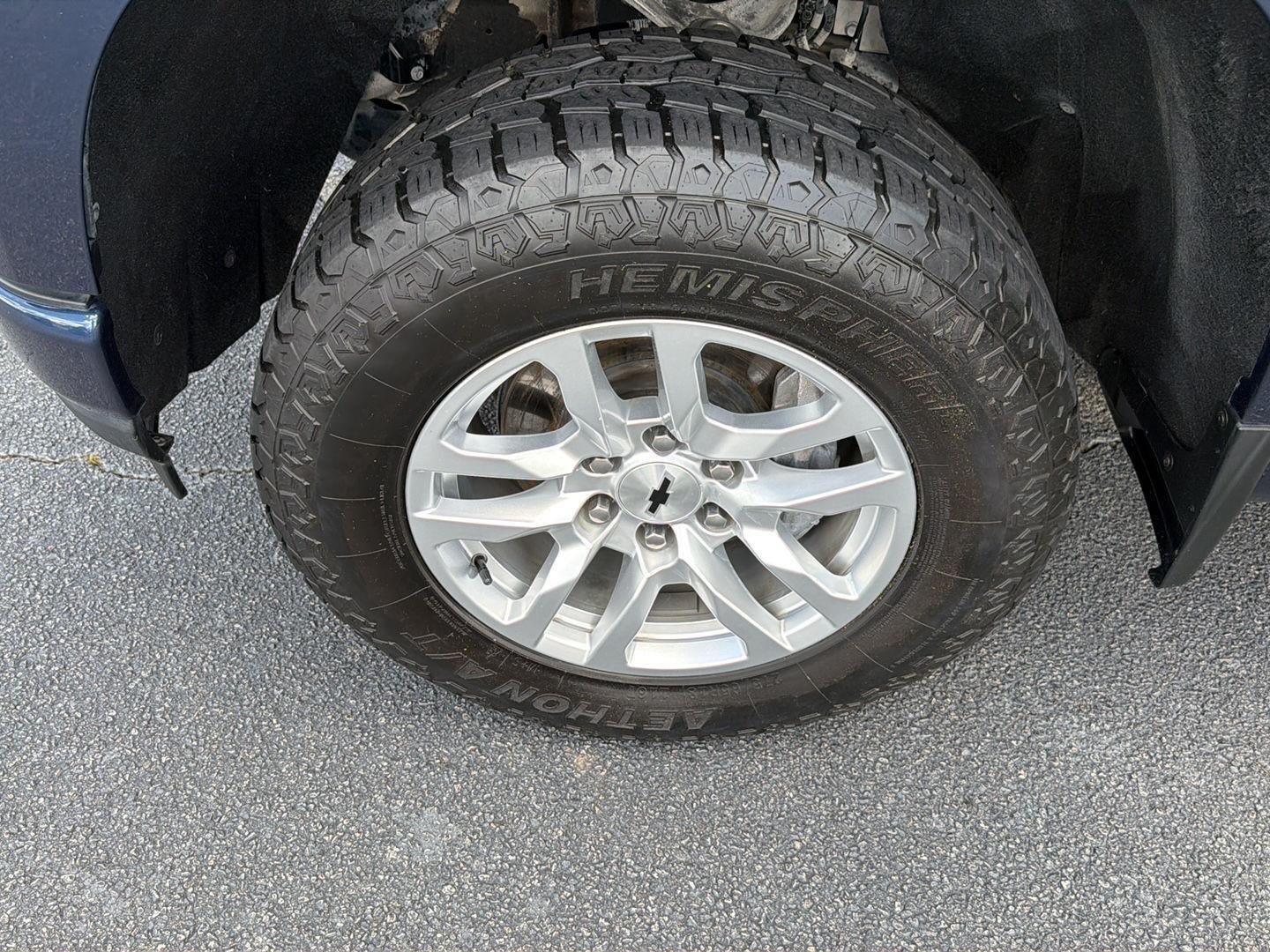 Used 2019 Northsky Blue Metallic Chevrolet RST image 38