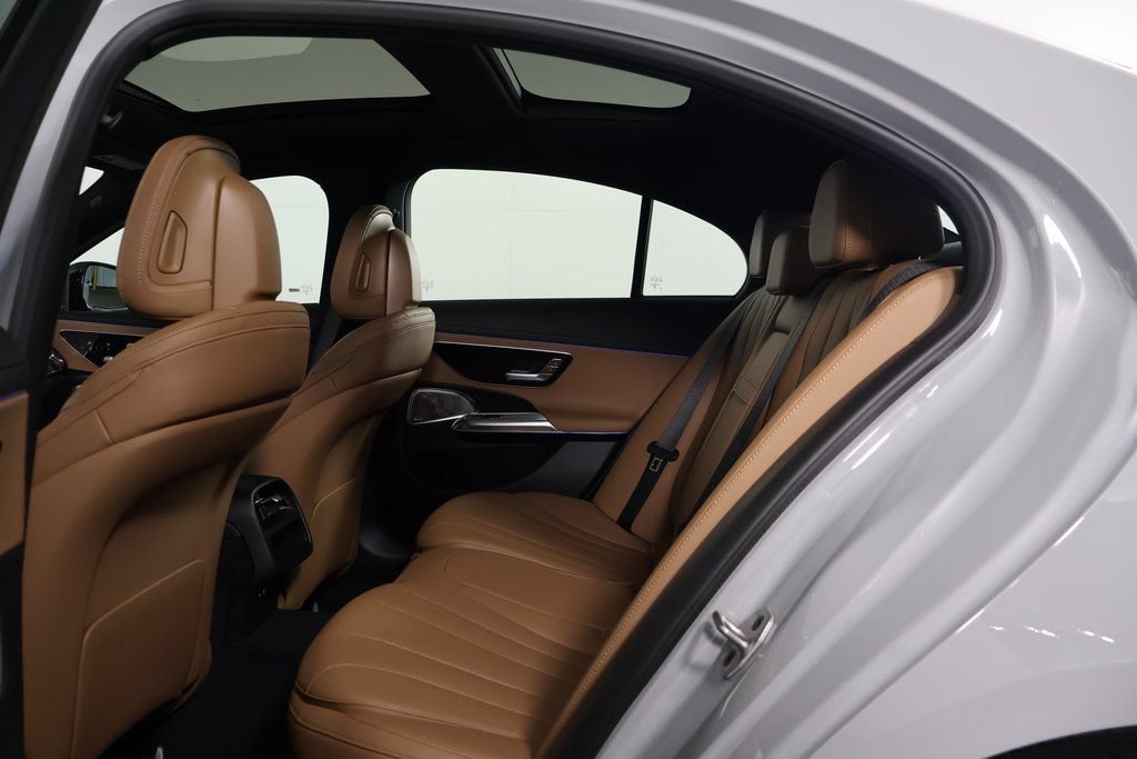 New 2026 MANUFAKTUR Alpine Grey Mercedes-Benz E 350 image 16