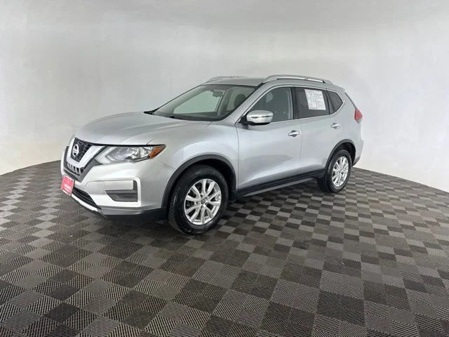 Used 2017 Silver Nissan SV image 3