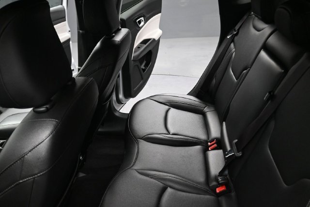 Used 2025 Silver Jeep Limited image 17