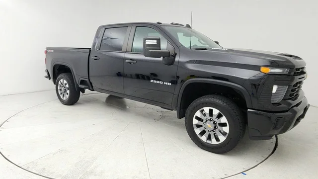 2024 Chevrolet Silverado 2500 HD Custom