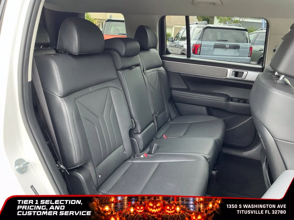 Used 2026 White Hyundai SEL image 17