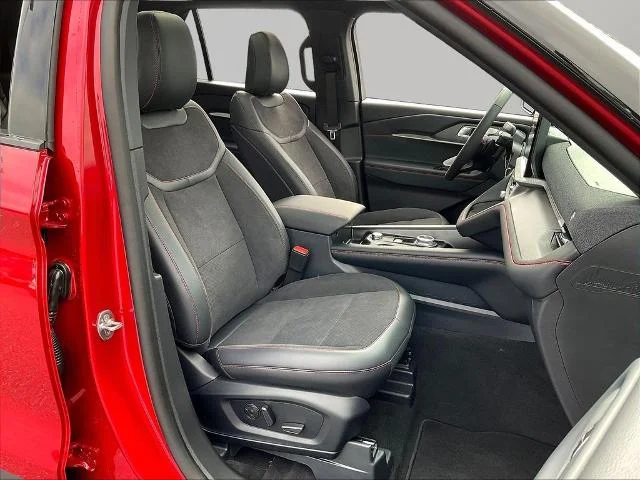 New 2026 Rapid Red Metallic Tinted Clearcoat Ford ST image 47