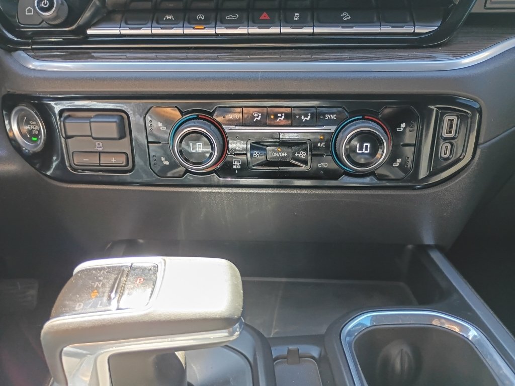 Used 2025 Summit White Chevrolet LT Trail Boss image 34