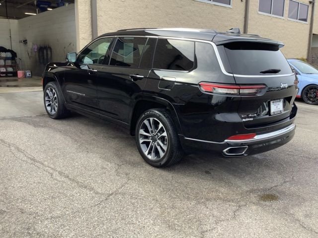 Used 2023 Diamond Black Jeep Overland image 8
