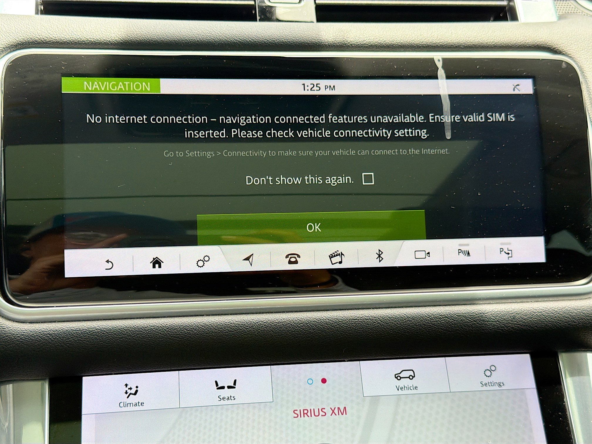 Used 2019 Fuji White Land Rover HSE image 31