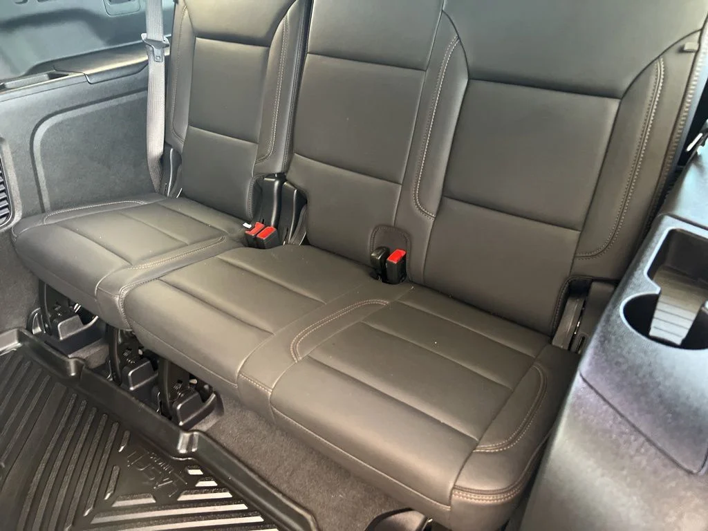 Used 2025 Black Chevrolet High Country image 27