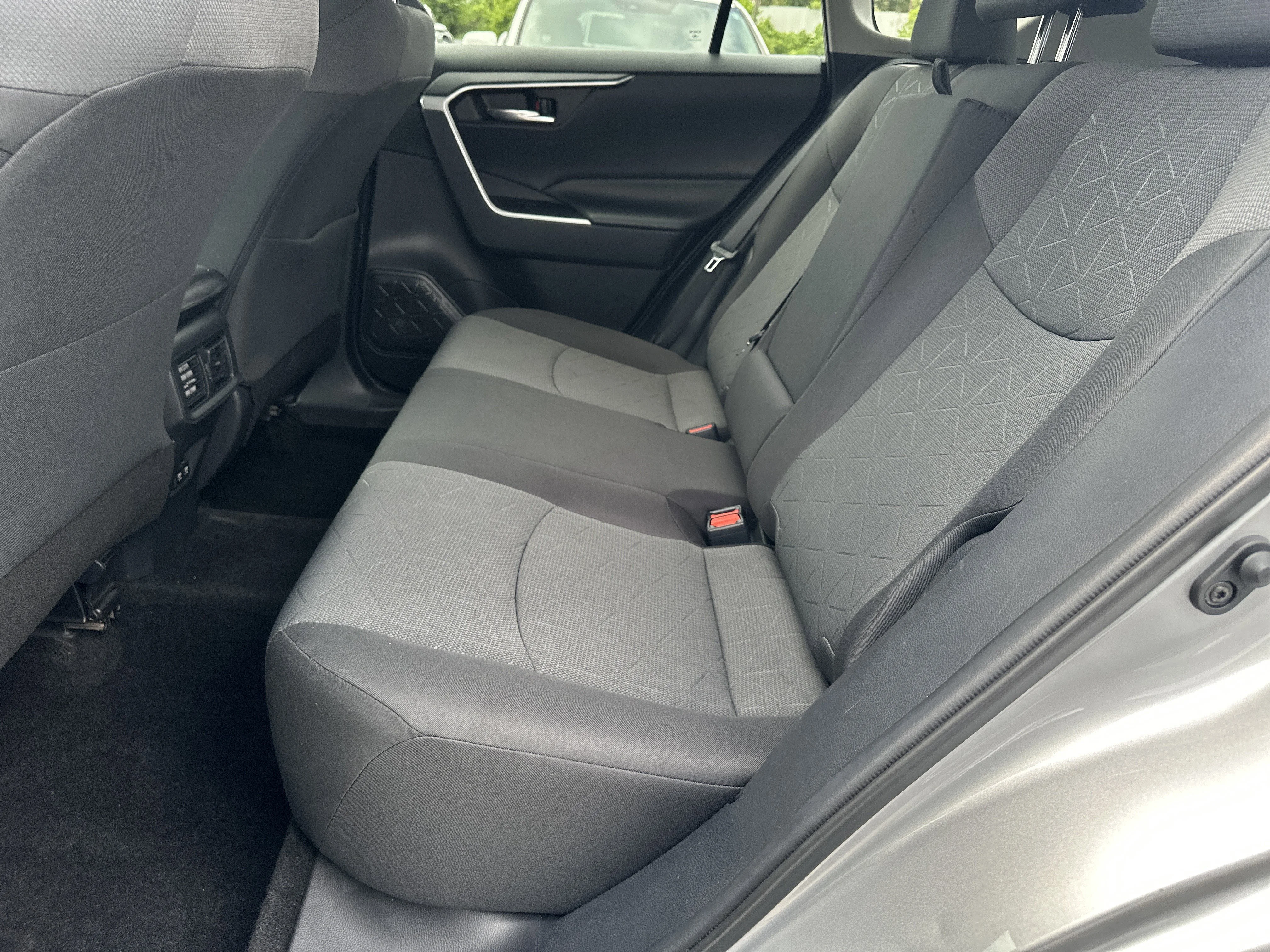 Used 2020 Silver Sky Metallic Toyota XLE image 24