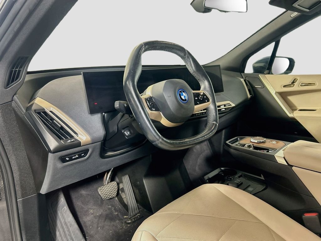 Used 2024 Storm Bay Metallic BMW xDrive50 image 10
