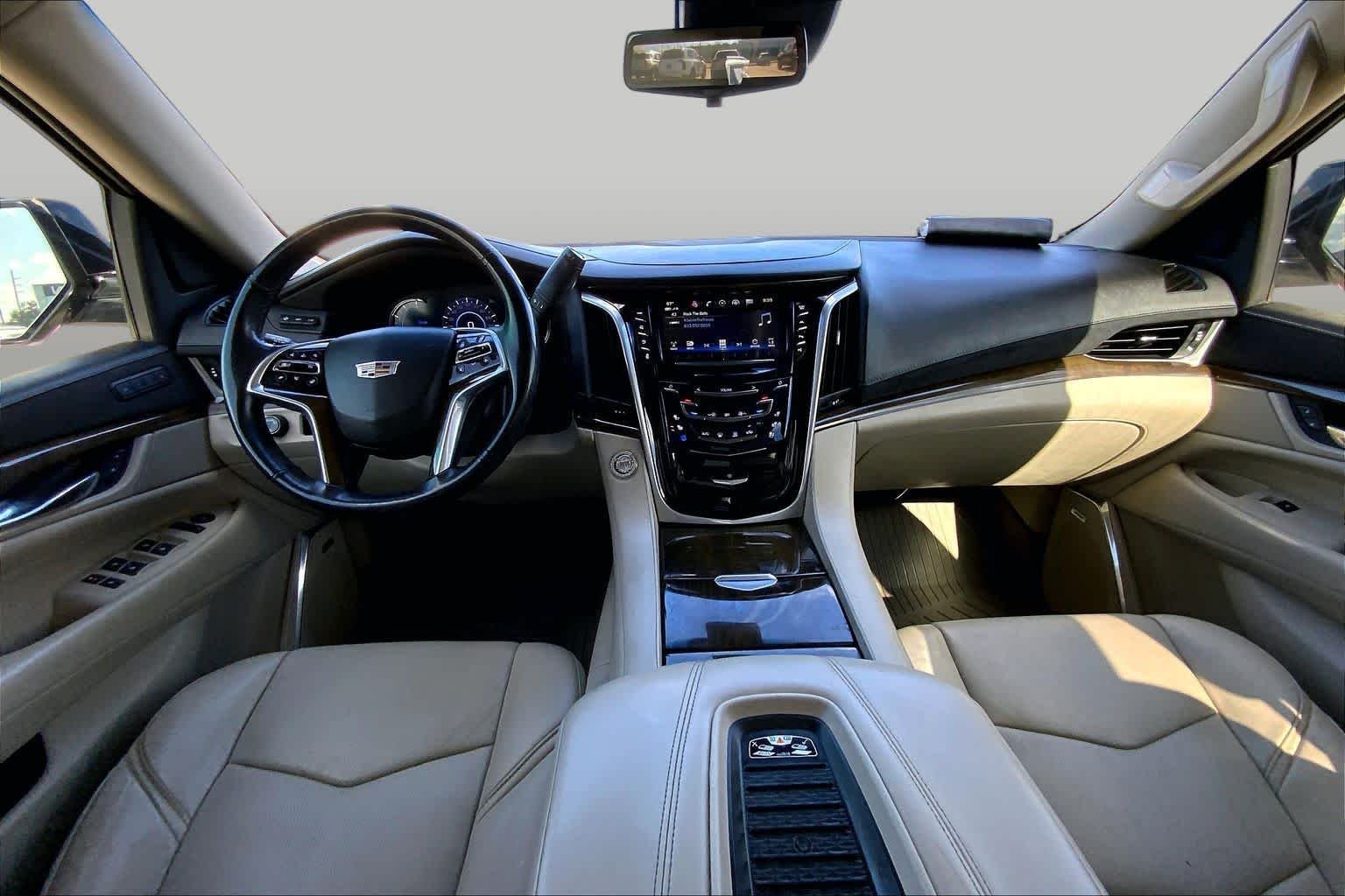 2019 Cadillac Escalade Premium Luxury - Photo 16