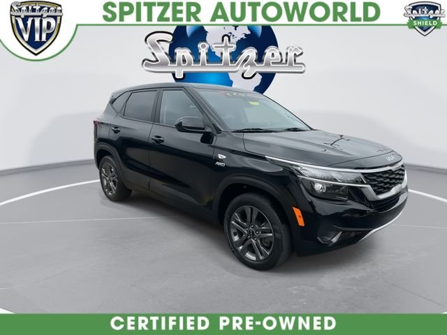 Used 2023 Black Kia LX image 2