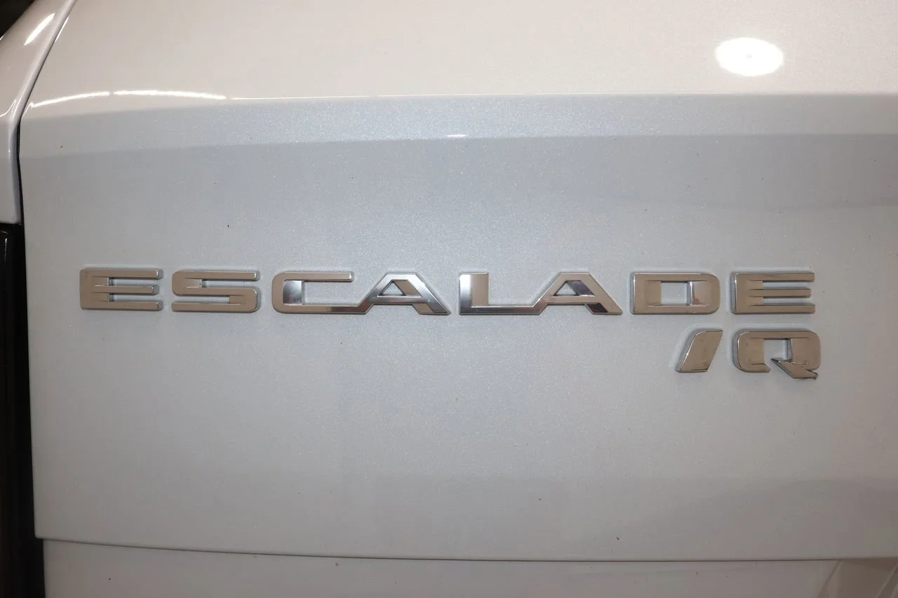 Certified Used 2026 Vibrant White Tricoat Cadillac Premium Sport image 37