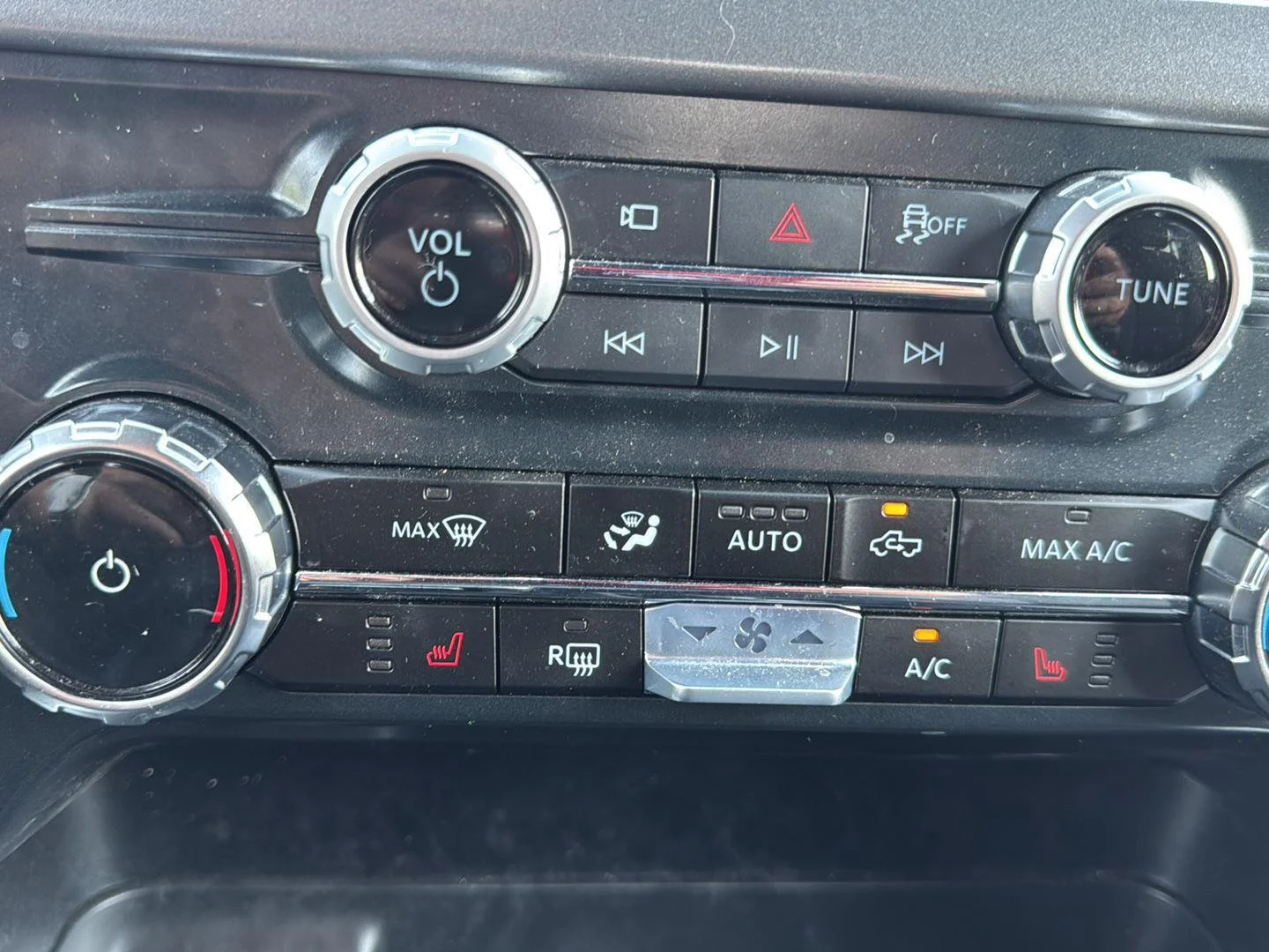 Used 2025 Agate Black Ford XLT image 11
