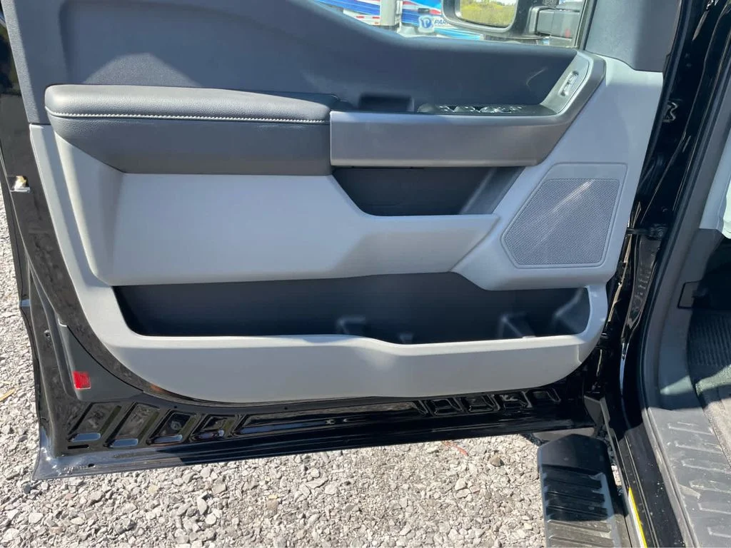New 2026 Agate Black Metallic Ford F-550® XLT image 11