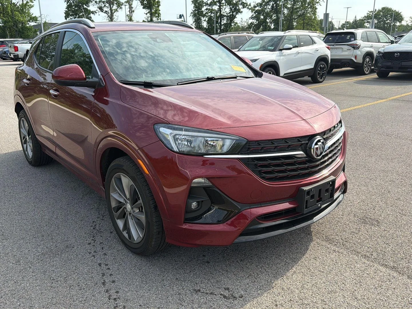 Used 2023 Cinnabar Metallic Buick Select image 2