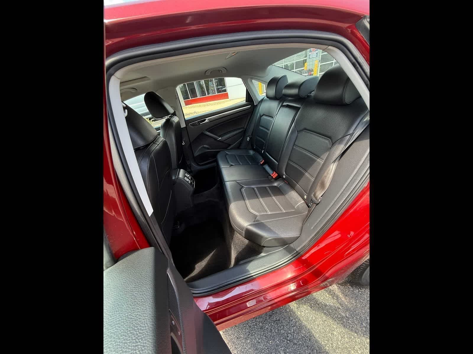 Used 2016 Fortana Red Volkswagen 1.8T SE image 10