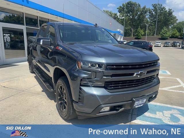 Used 2019 Shadow Gray Metallic Chevrolet RST image 7