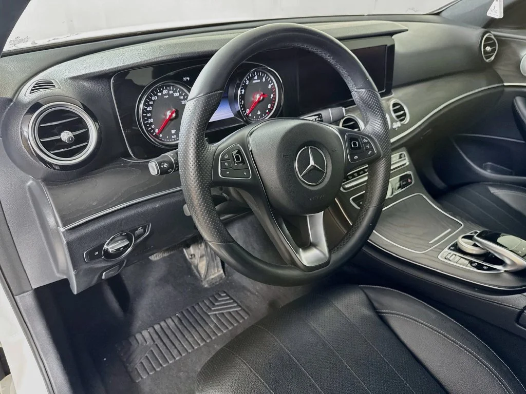 Used 2018 White Mercedes-Benz E 300 image 9