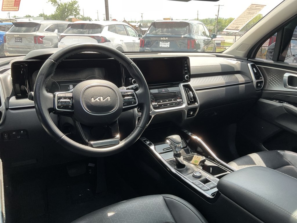 Used 2022 Wolf Gray Kia SX image 20