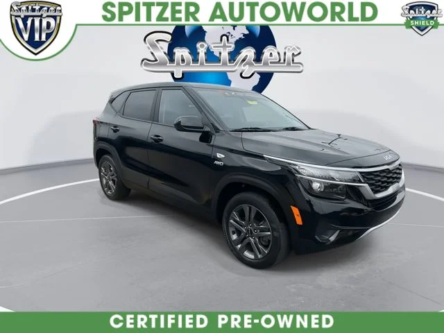 Used 2023 Black Kia LX image 2