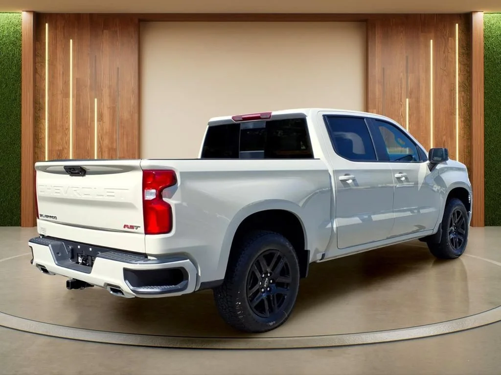 New 2026 White Sands Chevrolet RST image 32
