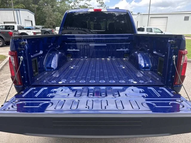 New 2026 Blue Ford XLT image 19