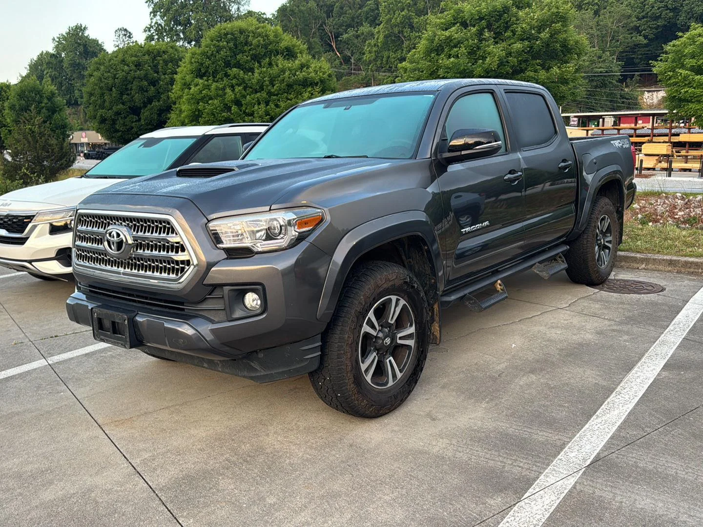 2017 Toyota Tacoma TRD Sport Double Cab 4x4 V6 Auto SB's photo