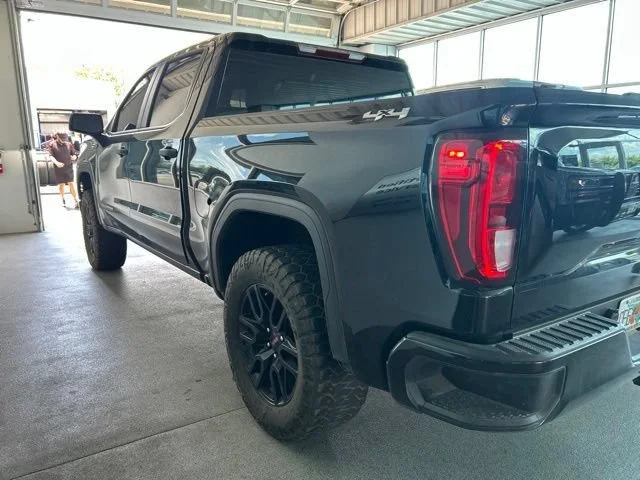 Used 2026 Onyx Black GMC Pro image 9