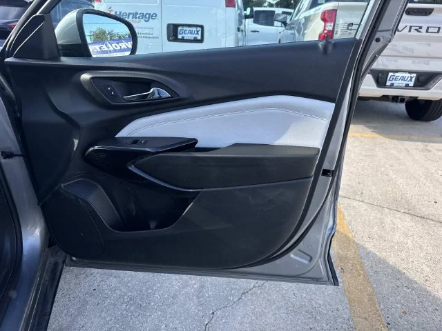 Used 2025 Gray Chevrolet LT image 26