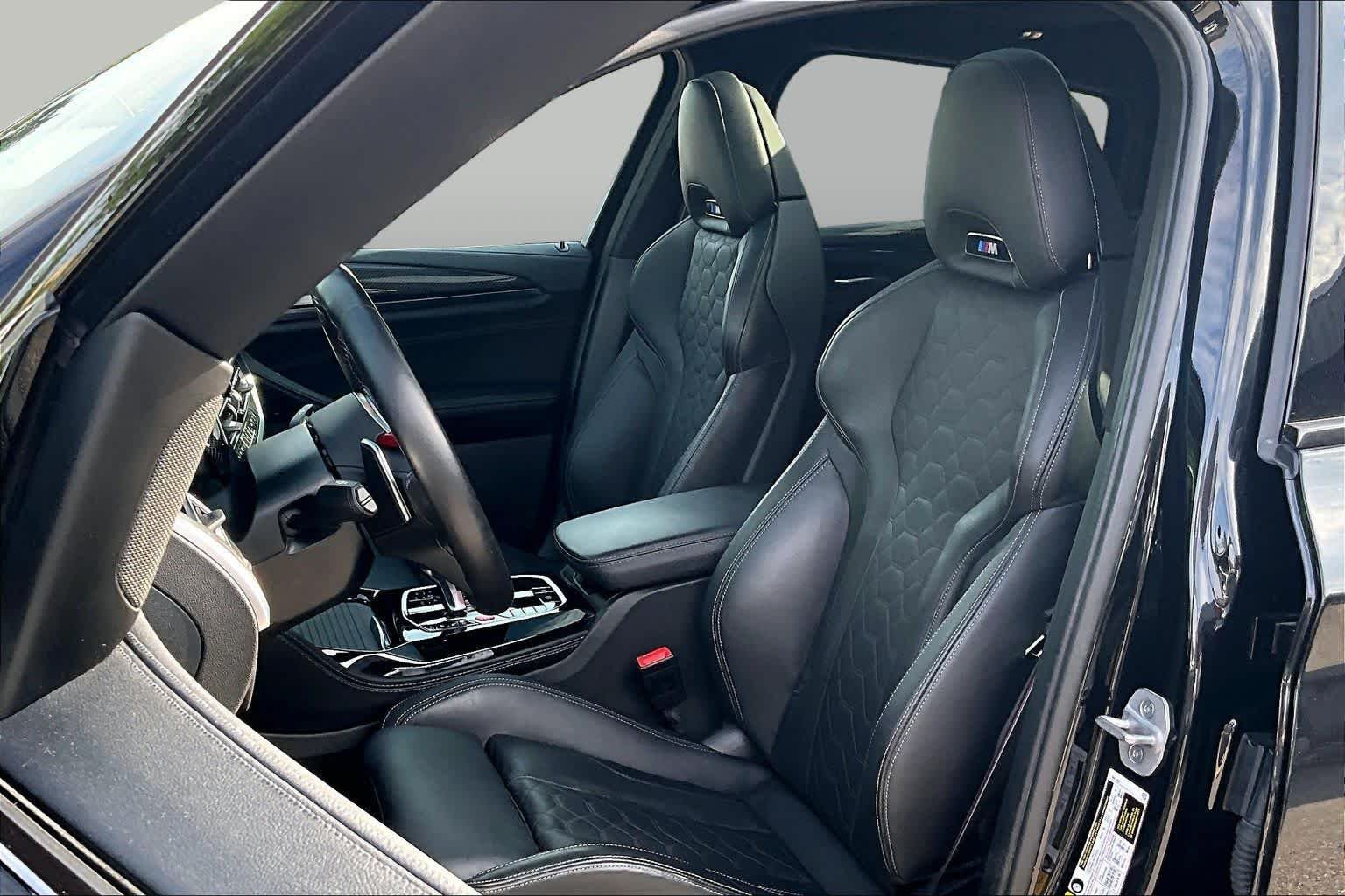 Used 2023 Black Sapphire Metallic BMW  image 8