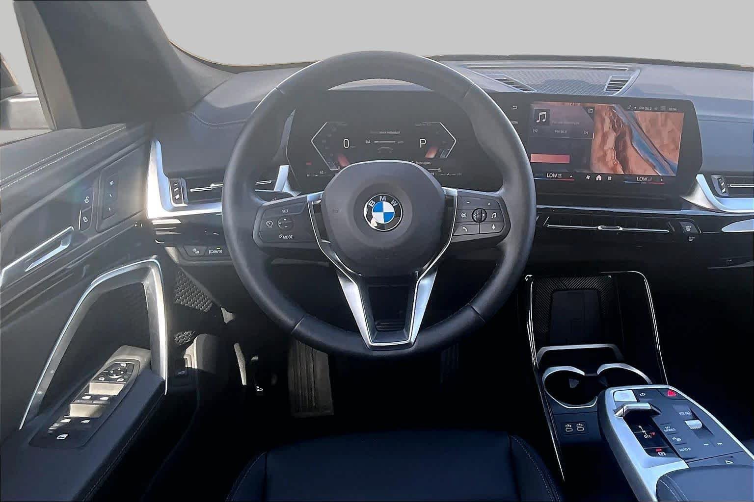 Used 2026 Black Sapphire Metallic BMW xDrive28i image 5
