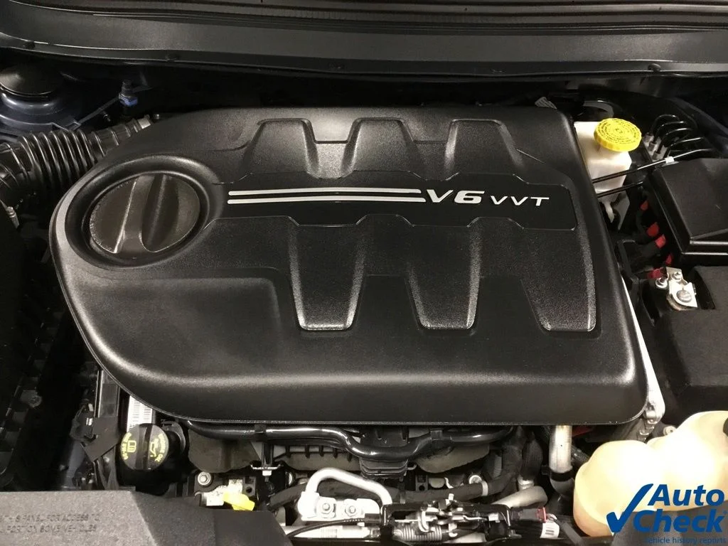 Used 2019 Blue Jeep Limited image 39